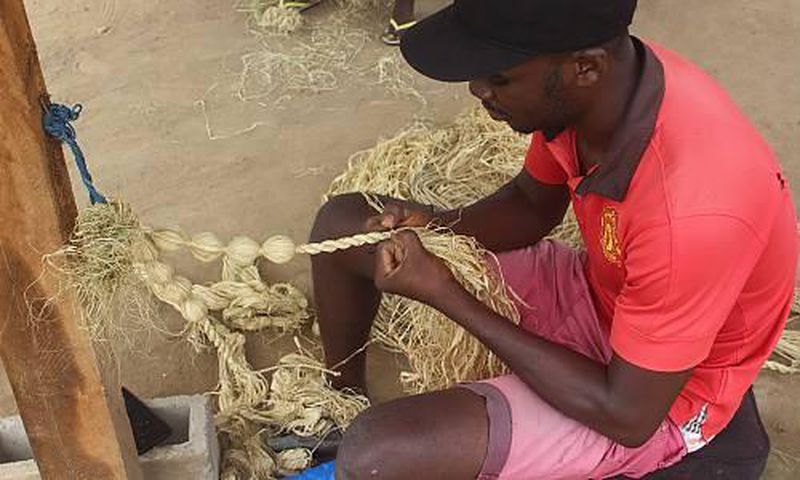Tissage traditionnel ivoirien