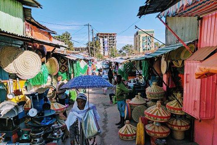 Insider Shola Market in Addis Ababa