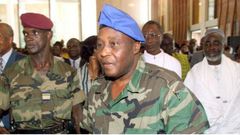 Général Guéï' joueurs ivoiriens dans un camp militaire