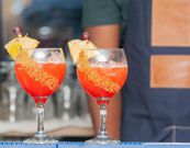 Un mocktail à l'ananas/raisin