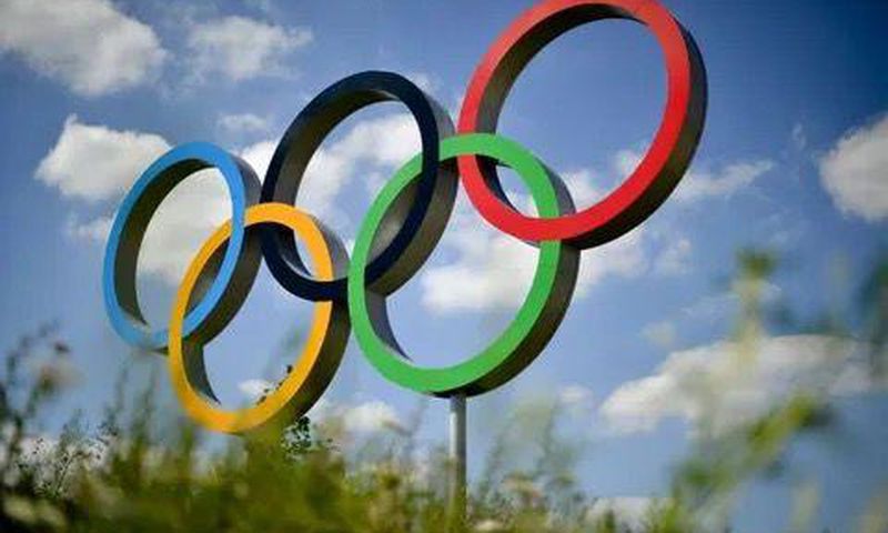 Les anneaux Olympiques à l'Olympic Park de Londres, le 22 juillet 2012