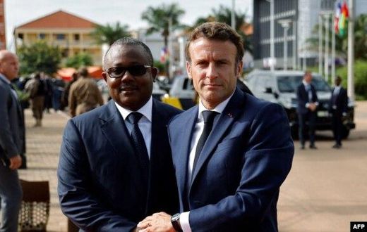 Umaro Sissoco Embalo, le président de la Guinée Bissau et Emmanuel Macron, le président de la France