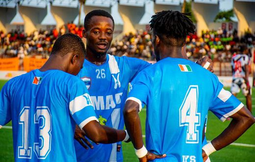 Des joueurs de Lys Sassandra