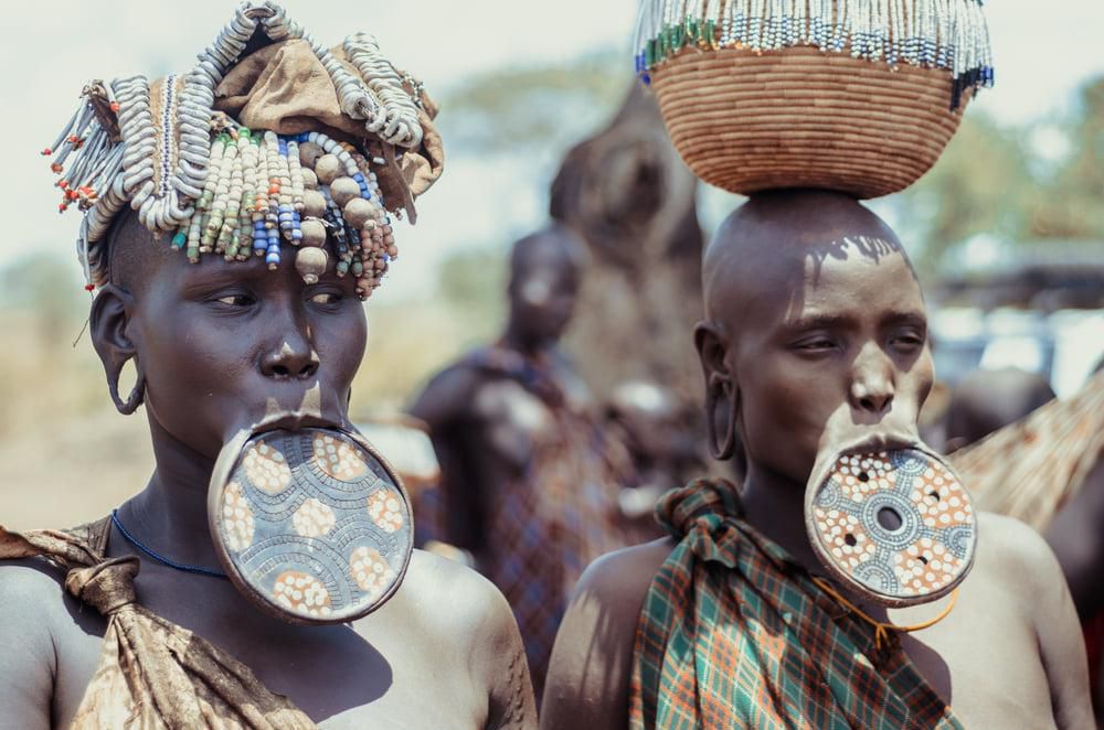 Des femmes Mursi