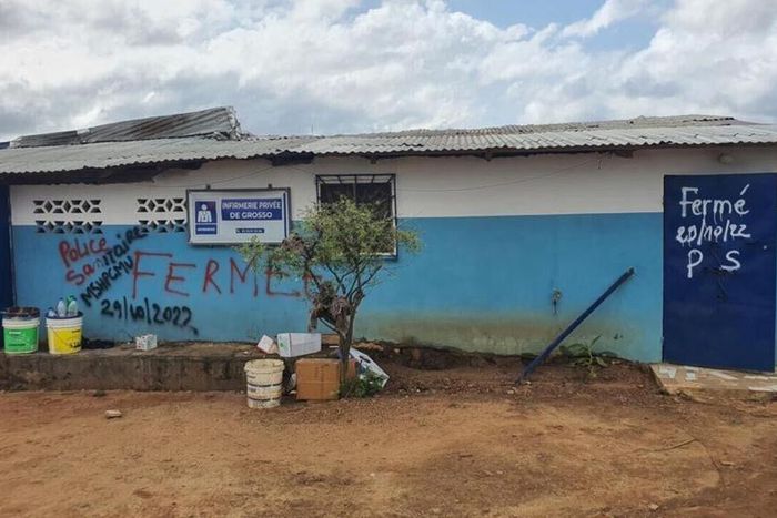 Etablissements sanitaires fermés