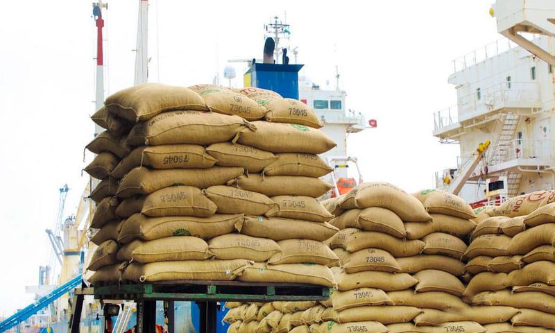 Des sacs de riz