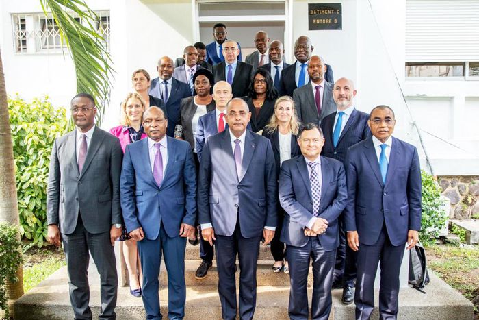 Le Premier Ministre et des responsables de la Banque Mondiale