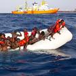 Lors-operation-sauvetage-migrants-large-Lampedusa-association-SOS-Mediterranee-18-avril-2016 0