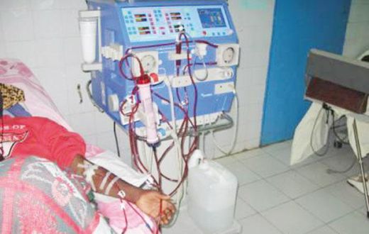 Une personne qui dialyse