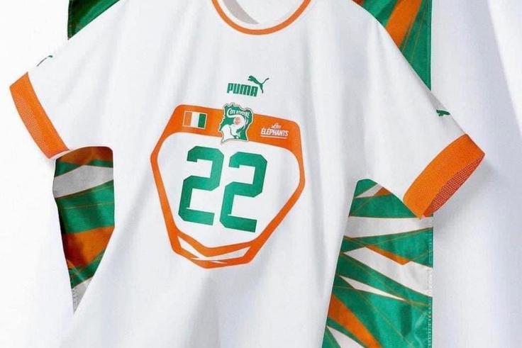 Maillot extérieur de l'équipe nationale ivoirienne