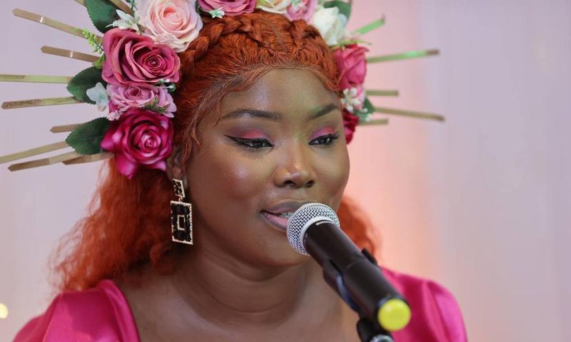 Roseline Layo