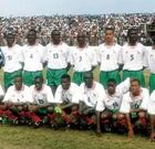 les-elephants-marchent-au-pas-ce-jour-la-can-2000