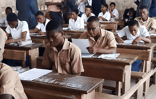 BEPC 2024 en Côte d'Ivoire : 24 établissements scolaires atteignent  100%