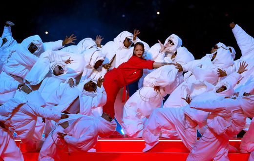 She later performed No. 1 hits like "Umbrella" and "We Found Love."