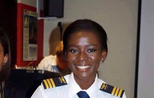 Jenifer Yahye, pilote à 23 ans