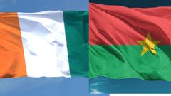 Les drapeaux ivoirien et burkinabé
