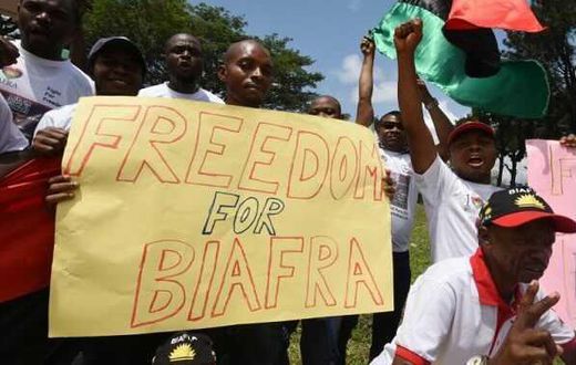 Des Nigérians du Biafra manifestent dans le quartier Biafra d’Abidjan