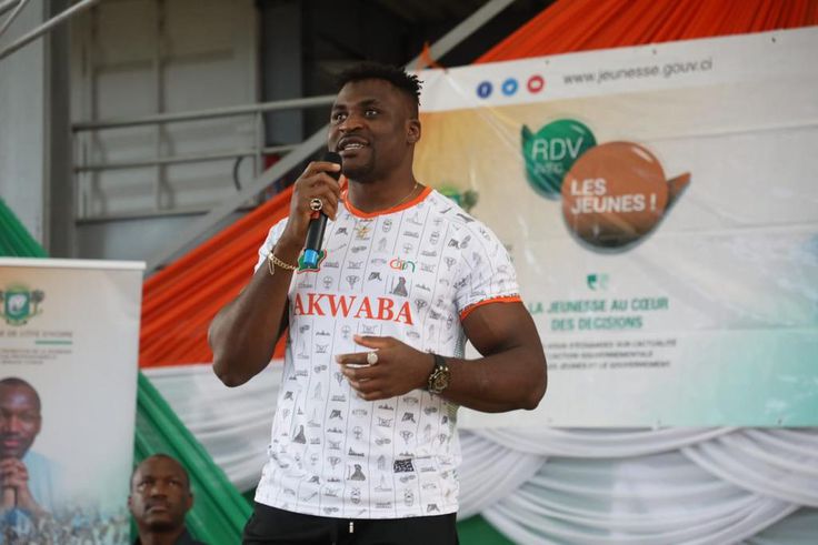 Francis Ngannou à Abobo