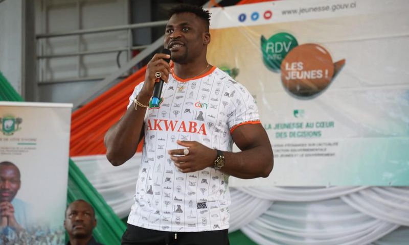 Francis Ngannou à Abobo