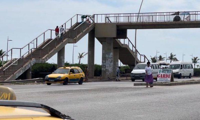 Pont sur l'axe Port-Bouet-Bassam