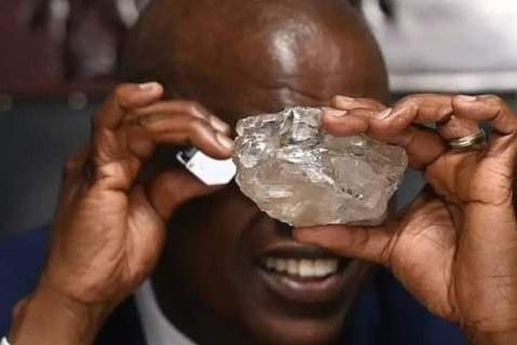 Botswana : Découverte d’un diamant de 2 492 Carats, le deuxième plus gros au monde
