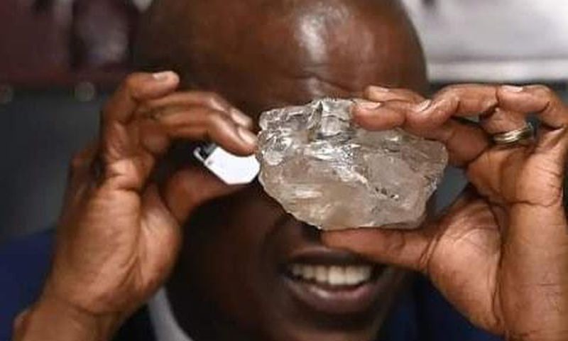 Botswana : Découverte d’un diamant de 2 492 Carats, le deuxième plus gros au monde