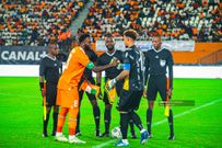 Les capitaines se saluant/Check Photography