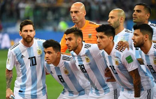 Lionel Messi avec ses coéquipiers avant le match contre la Croatie