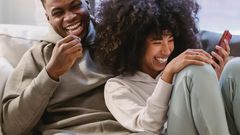8 signs he's so deeply into you/Pexels