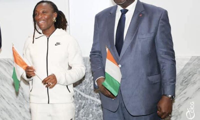 Marie Josée Ta Lou et le Premier Ministre Beugré Mambé