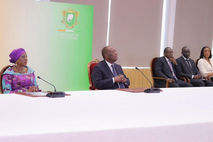 Le Président ivoirien, S.E.M. Alassane Ouattara et quelques membres de son gouvernement