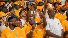 Les Ivoiriens joyeux au stade