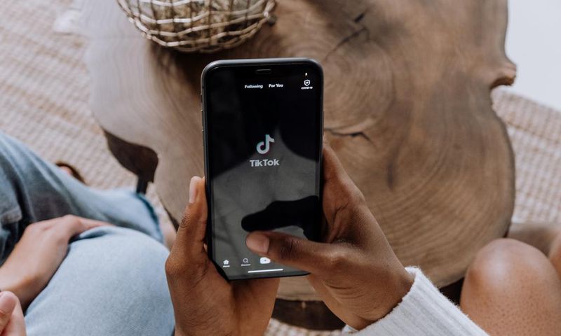 tiktok-supprimé-google-apple-stores