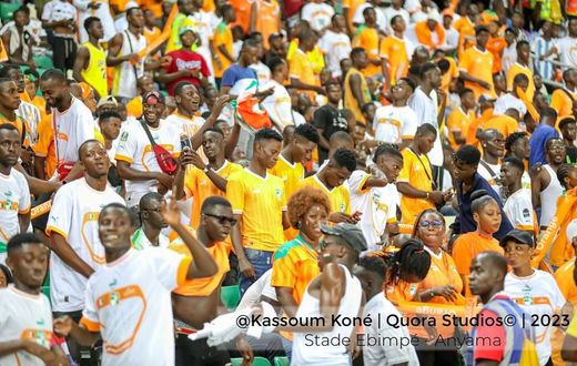 Les ivoiriens au stade