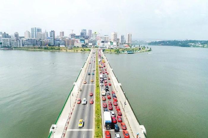 Suspension du financement américain : La rénovation du boulevard de la Paix en péril