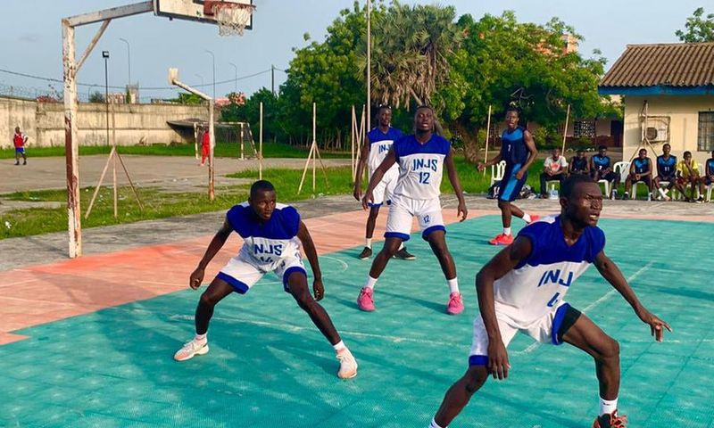 L'équipe de Basket de l'INJS