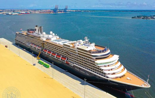 Le ZUIDERDAM au Port Autonome d'Abidjan