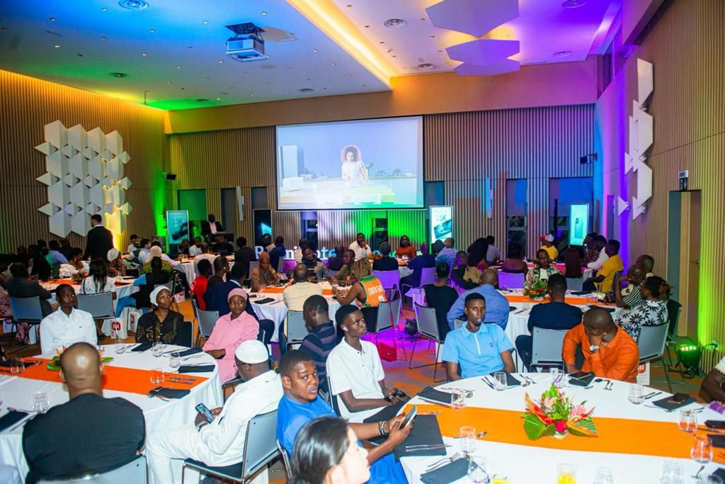 Cérémonie de lancement des Redmi Note 13 Series à la salle Nelson Mandela de Noom Hotel