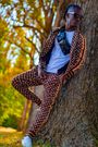Le danseur et maintenant chanteur T45