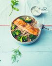 Si vous consommez régulièrement du saumon ou d'autres aliments riches en vitamine D, vous n'aurez peut-être pas besoin d'un supplément/Getty