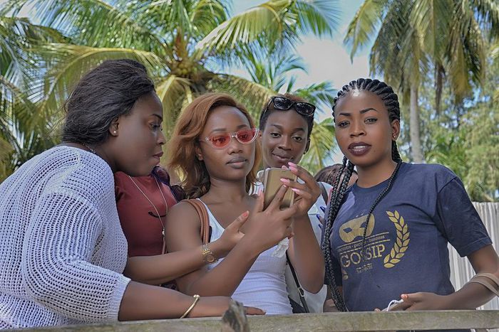 Des jeunes connectés