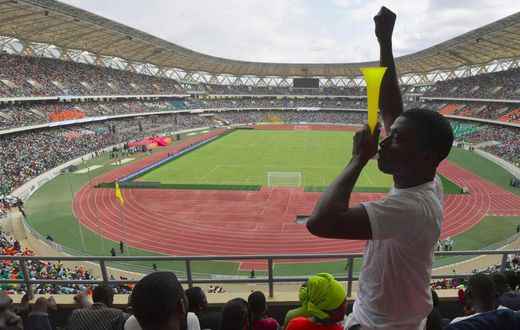 Inauguration, le 3 octobre 2020, du stade olympique d’Ebimpé, non loin d’Abidjan, construit en vue de la Coupe d’Afrique des nations de 2023, en Côte d’Ivoire