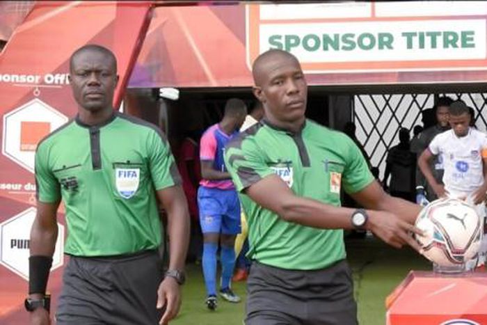 Arbitres pendant la CAN