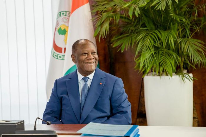 Le Président de la République de Côte d'Ivoire, SEM Alassane Ouattara