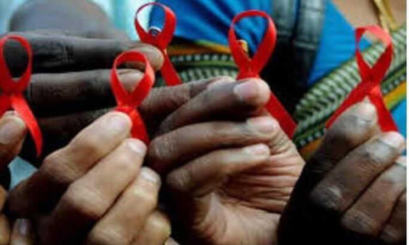 Le ruban rouge : lutte contre le VIH-SIDA
