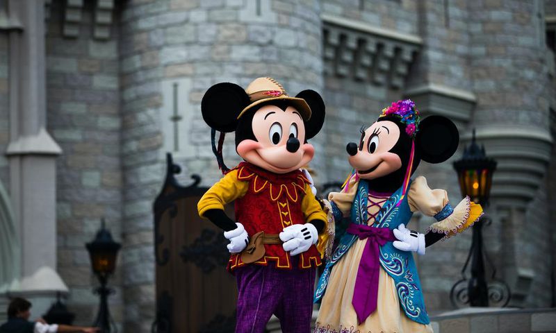 Disneyland - Mickey et Minnie Mouse / Bo Shou