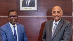 Le Secrétaire Général de la CAF et le Premier Ministre ivoirien