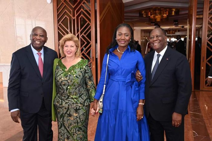 De la gauche vers la droite : Laurent Gbagbo, Dominique Ouattara, Nady Bamba, Alassane Ouattara