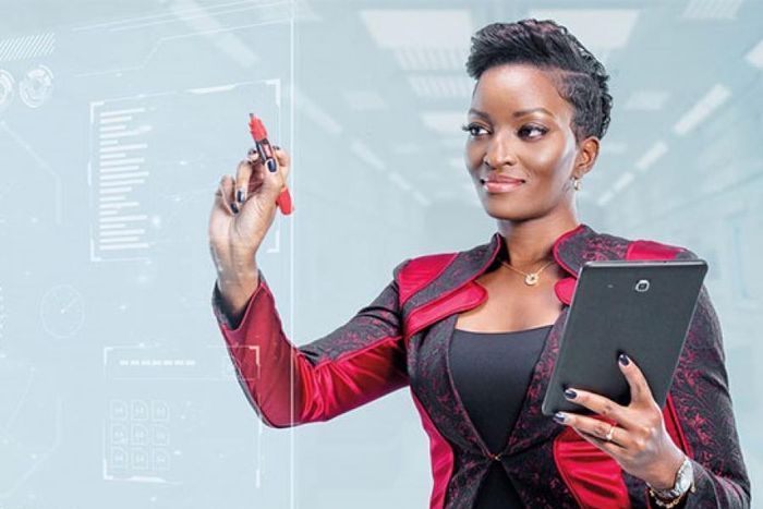 Fatim Cissé, première ivoirienne diplômée en intelligence artificielle