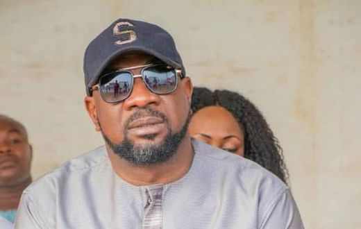 Le chanteur Siro est victime d'un litige foncier à M'Badon et interpelle les autorités